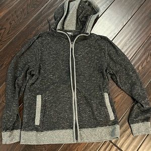 Kenneth Cole sweater